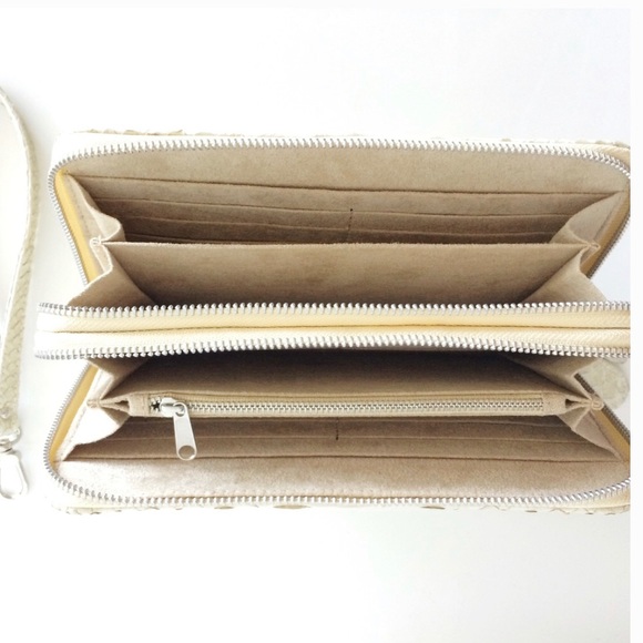 Python Double Zip Clutch Wristlet (Cream) - Picture 4 of 4